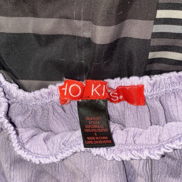 Purple off-the-shoulder crop top - Picture 3 of 3